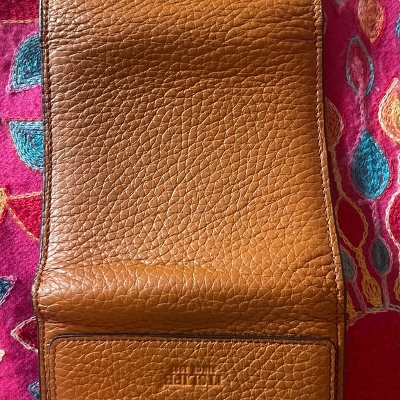 NWOT caramel brown small leather wallet by It’s Life. Measures apx 4 x 4 inches. - Picture 11 of 12